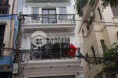 Nhỉnh 7 tỷ.. 35m2 khu víp thái hà, ngõ rộng ô tô tránh, cần bán nhanh.