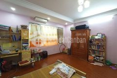 Bán nhà cầu giấydt 32m2 x5t,mt4,2m giá 4.5 tỷ.