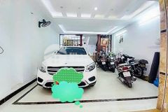 Bán nhà ngõ 118 nguyễn khánh toàn, ô tô vào nhà, dt 42m, giá 7.9 tỷ