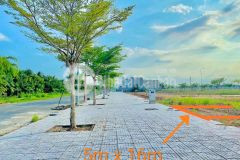 Bán gấp lô đất nhà phố 80m2 thổ cư, đường rộng tiện kinh doanh, sổ hồng riêng