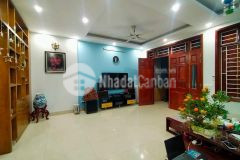 Bán nhà mặt phố hoa lâm, nhà dân xây, nội thất xịn.