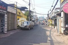 Gần mặt tiền oto đậu chính chủ ở xưa nay hơn 70trm2 khu an ninh yên tĩnh