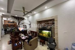 Bán nhà ngõ 1194 đường láng đống đa, 78m2, mặt tiền 4m,gần ô tô, có sân để xe. giá hơn 6 tỷ