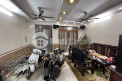 Bán nhà vĩnh phúc, hoàng hoa thám, ba đình, 50m2 mt rộng, ô tô gần nhà, hơn 7 tỷ