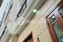 Nhà đẹp 45m2 phúc lợi, 5 tầng, 20m ra ô tô tránh xe máy.