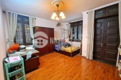 Bán nhà lạc long quân, tây hồ, dt 74m2, mt rộng, gara ô tô, nhỉnh 9 tỷ