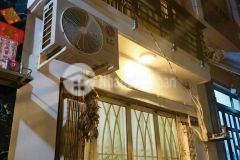 Nhà chiến lược,bình tân dt 24m2,1 lầu,btct,giá chỉ 2 tỷ 300 tr