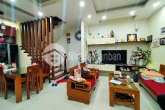 Thượng thanh long biên nhà đẹp dân xây ở ngay ngõ thông ô tô đỗ cửa 59m2 mt9m chỉ 5.35 tỷ.