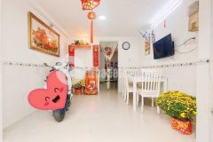 Bán nhà 3tầng dt 30m2 đường trần hưng đạo quận 1 hcm.