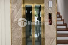 Ban gấp nha mp hông ha thang may dt60m xây 7 tâng mt 8m co gia 17.5 ty