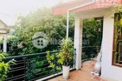 Hiếm chỉ hơn 5 tỷ có ngay nhà lô góc, ô tô đỗ sát cửa ngay ngõ to phố đê la thành.