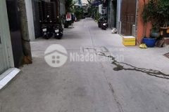 Chủ ngộp bán gấp nhà 32, q10 4 tầng hẻm 5m kinh doanh tốt