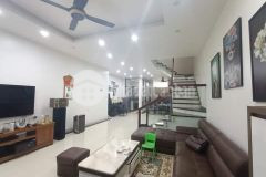 Biệt thự nguyễn văn cừ, ngõ to như phố, 20m ra phố.