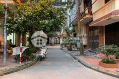 Bán nhà phân lô ô tô kinh doanh đầm trấu dt 48m2 5 tầng mt 15m nhỉnh 13 tỷ 0944523668