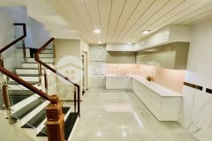 Hẻm ô tô dương quảng hàm gò vấp 50m2 5 tầng gần vincom plaza.