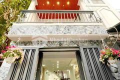 40m2 vuông vức, cách mặt tiền trần văn quang 2 căn, xe hơi đổ cửa, 3 tầng đúc, giá chỉ 4.2 tỷ