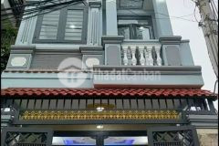 Cần bán gấp căn nhà 2 tầng ngay tt tp.dĩ an,kẹt tiền ngân hàng.