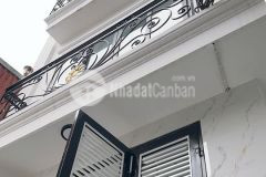Bán nhà dân xây cực đẹp cầu giấy,42m,4t,giá chỉ 5.3 tỷ lh hải cg 0966866250