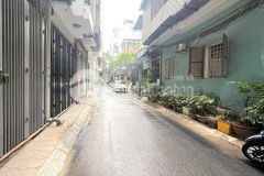 Bán nhà phố nguyên hồng, 62m2, 6t thang máy, 19 tỷ, ô tô tránh mặt tiền 5m thoáng trước sau