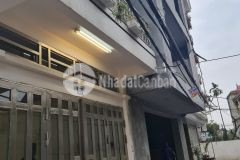 Bán gấp nhà thạch bàn, dt 52m2 oto 7 chỗ đỗ cửa 3 bước ra mặt phố giá 4.5 tỷ 0946138486