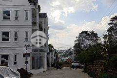 Nhà 6 phòng ngủ đường xe hơi ngay trung tâm p6 đà lạt