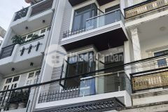 Cho thuê nhà 1 trệt 1 lửng 2 lầu khu trung tâm thương mại,hướng tây nam..