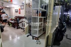 2tỷ39 có nhà 32m2 đường trường sa, nhà mới 3 tầng ngang 3,9 x 9m