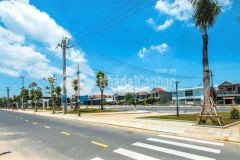 Chính chủ cần bán gấp lô đất đường nguyễn hữu trí, huyện bình chánh, gần chợ đệm, giá 800tr100m2 tô