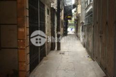 Bán nhà vũ tông phan, vài bước ra phố, 34m2, 5 tầng, chỉ 3.4 tỷ.