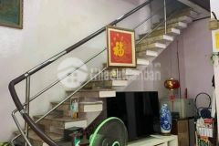 Mặt phố kinh doanh mặt tiền rộng thông tứ tung.