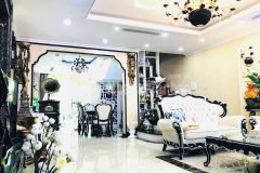 Nhà phố ngọc lâm 70m vỉa hè,thang máy,kinh doanh đỉnh. nhỉnh 13.5 tỷ.