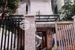 Nhà đẹp sân vườn 80m ngọc thụy long biên hầ nội dân xây