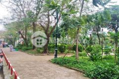 Bán nhà hoàng cầu, đống đa ôtô 20m, nhà đẹp, ở ngay, 45m2x4t, nhỉnh 5 tỷ 0975642942