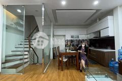 Bán nhà đẹp ở ngay đường giải phóng ngõ ô tô, dt 35m2, 4 tầng, giá 6,25 tỷ.