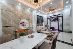 Cực rẻ nhà trường chinh ngõ ô tô chạy view hồ giá 8.9 tỷ