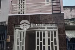 Bán nhà 1 trệt 1 lầu hẻm 496 đường trương công định, hướng tây bắc.