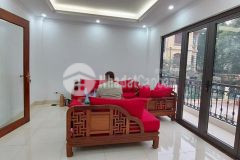 Phân lô hoàng quốc việt, ô tô chạy vòng quanh, đỗ 2424, nhà 6 tầng mới chỉ 8.5 tỷ