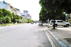 Chính chủ bán nhà bồ đề 1 nhà ra mặt phố, ô tô đỗ cửa nhà.