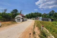 Bán gấp đất thổ cư ngang 14m cách trường th khánh đông 500m chỉ 530 triệu