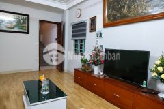 Ô tô 7 chỗ đỗ cửa, gần phố, nhà chủ tự xây chuyên chỗ ở bán gấp nhà phố lê lợi hà đông