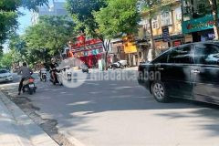 Bán gấp nhà mặt phố huế, hoàn kiếm. vỉa hè 4m, 4 làn ô tô, kd. 240m2 mt10m 150tỷ