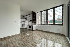 Nguyễn khang, lô góc 6 tầng thang máy, kinh doanh, ô tô 50m2 chỉ 7.9 tỷ