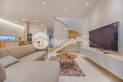 Bán nhà hxh trần thủ độ, q.tân phú, dt 30m2, giá chỉ 3,1 tỷ