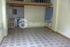 Chỉ nhỉnh 2 tỷ có ngay nhà 40m2 mt4m ngõ nông ô tô đầu tư dòng tiền phú viên long biên.