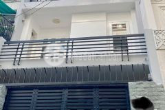 Nguyễn văn cừ quận 1 35m2 3 tầng hẻm ô tô vào nhà đang cho thuê 27trtháng 6.8 tỷ.