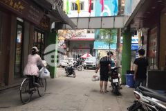 Bán nhà phân lô hoàng cầu cách mặt phố 10m ô tô kinh doanh 45m giá 6.5 tỷ.