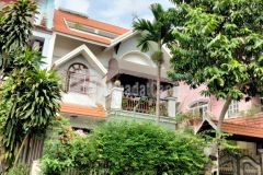 Cần bán biệt thự góc 2 mặt tiền đường phạm cự lượng gần sân bay tsn, dt 17x17m