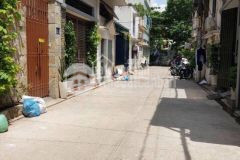 Bán gấp nhà hồ bá kiện, quận 10, 5 tầng, giá rẻ