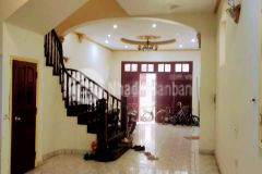 Đường giải phóng, lô góc 4 mặt thoáng, ô tô, view hồ, kinh doanh.