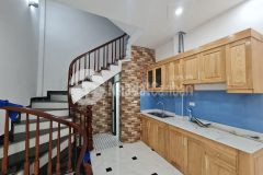 Cực hiếm, giá bất ngờ, phố nguyễn khang cầu giấy 40m2 x5 tầng mt 5m, cách ô tô 5m, chỉ hơn 3 tỷ.